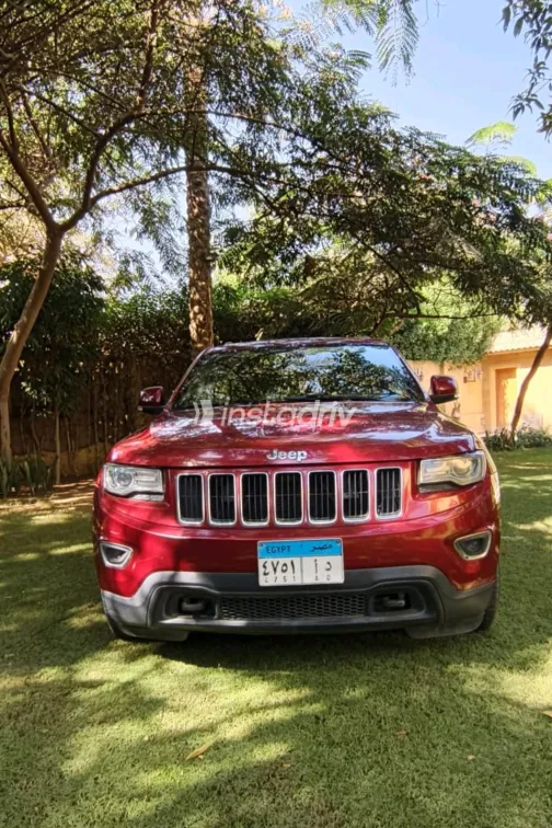 Jeep Grand Cherokee 2014 Red Automatic Used for Sale in Greater Cairo ( Cairo + Giza) - 2
