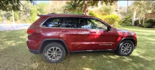 Jeep Grand Cherokee 2014 Red Automatic Used for Sale in Greater Cairo ( Cairo + Giza)