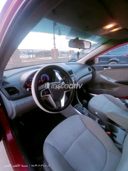 Hyundai Accent 2015 Red Automatic Used for Sale in Greater Cairo ( Cairo + Giza) - 7
