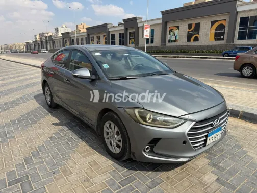 Hyundai Elantra AD 2019 Gray Automatic Used for Sale in Greater Cairo ( Cairo + Giza) - 3