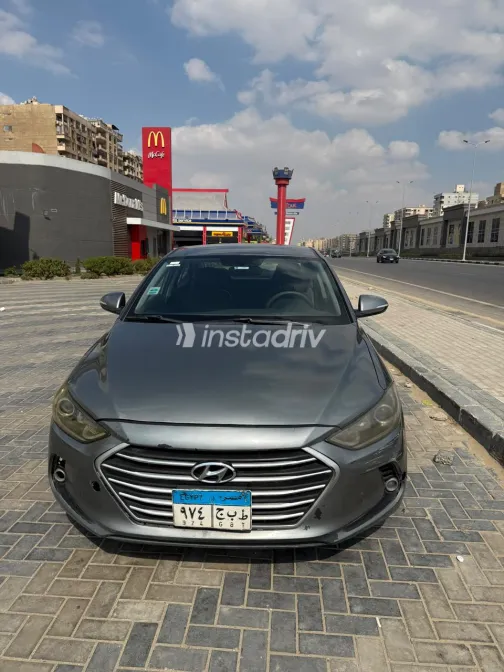Hyundai Elantra AD 2019 Gray Automatic Used for Sale in Greater Cairo ( Cairo + Giza) - 6
