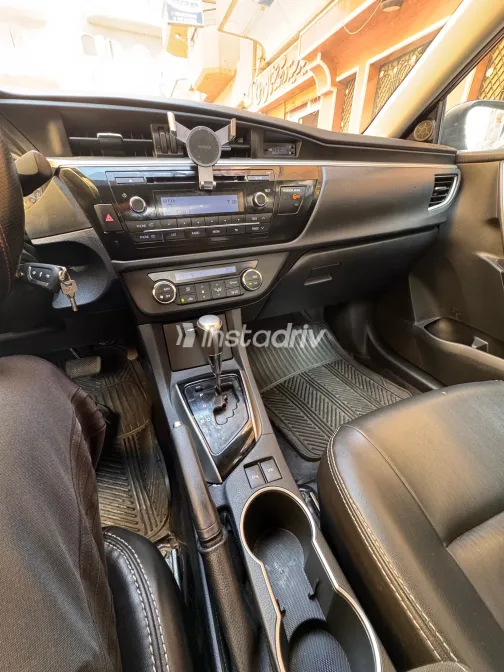Toyota Corolla 2016 Black Automatic Used for Sale in Greater Cairo ( Cairo + Giza) - 3