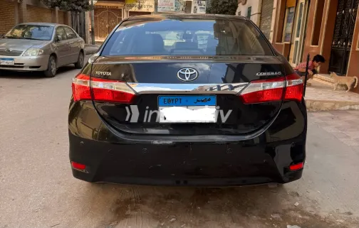 Toyota Corolla 2016 Black Automatic Used for Sale in Greater Cairo ( Cairo + Giza) - 8