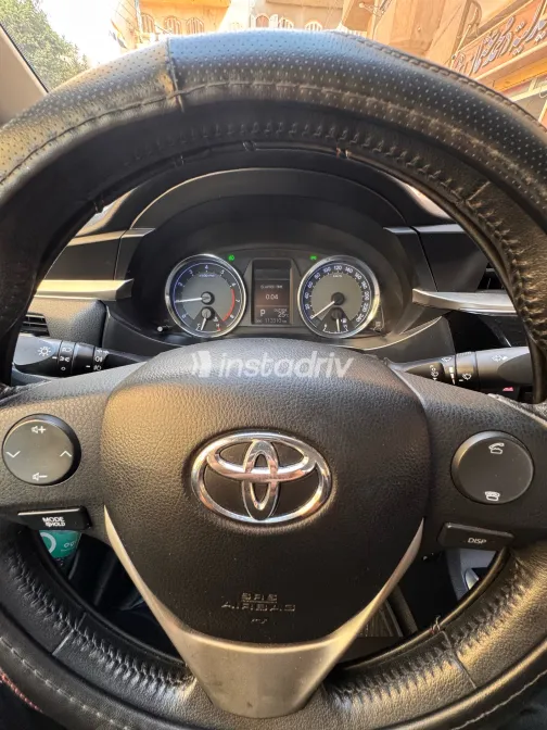 Toyota Corolla 2016 Black Automatic Used for Sale in Greater Cairo ( Cairo + Giza) - 9