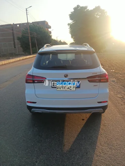 MG Rx5 2023 White Automatic Used for Sale in Greater Cairo ( Cairo + Giza) - 3