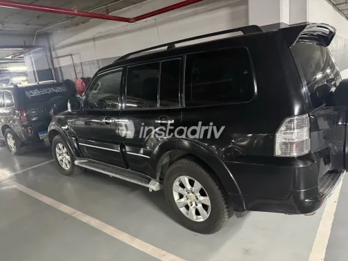 Mitsubishi Pajero 2016 Black Automatic Used for Sale in Greater Cairo ( Cairo + Giza) - 8