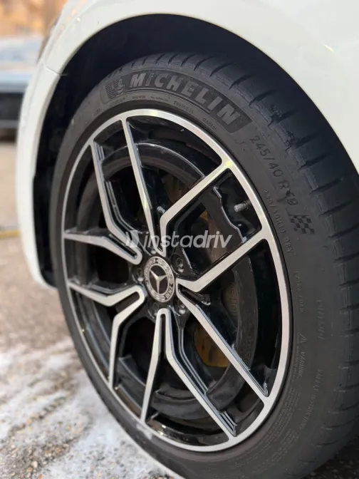 Mercedes E 200 2021 White Automatic Used for Sale in Greater Cairo ( Cairo + Giza) - 4