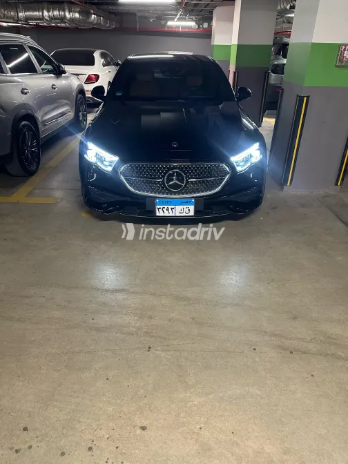 Mercedes E 200 2025 Black Automatic Used for Sale in Greater Cairo ( Cairo + Giza) - 6