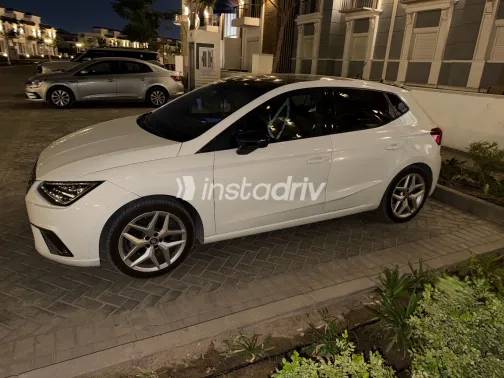 Seat Ibiza 2021 White Automatic Used for Sale in Greater Cairo ( Cairo + Giza) - 8