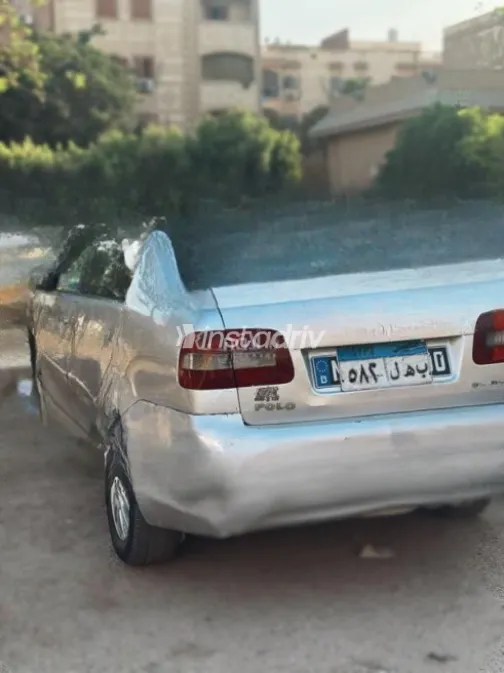 Volkswagen Polo 2004 Silver Manual Used for Sale in Cairo - 5