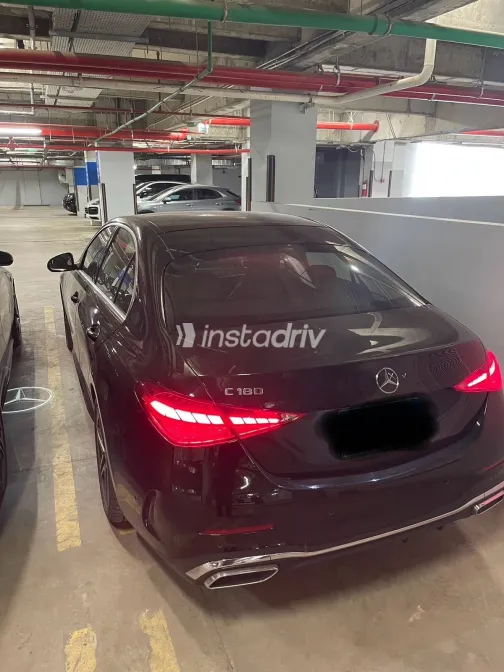 Mercedes C 180 2022 Black Automatic Used for Sale in Greater Cairo ( Cairo + Giza) - 6