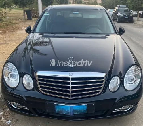 مرسيدس E 230 2009 أسود أوتوماتيك مستعملة للبيع في القاهرة الكبرى ( القاهرة - الجيزة) - 7