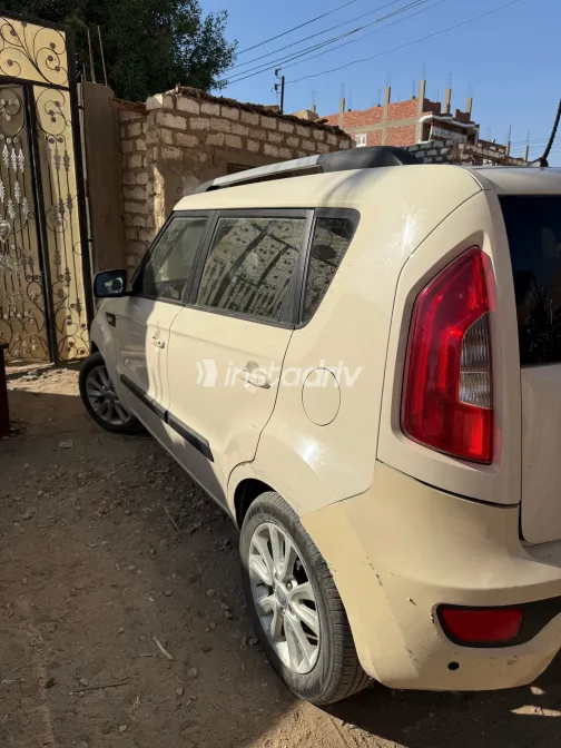 Kia Soul 2012 Beige Automatic Used for Sale in Greater Cairo ( Cairo + Giza) - 1