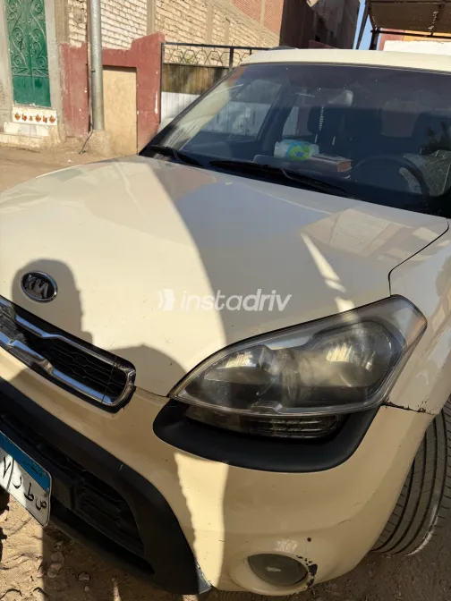 Kia Soul 2012 Beige Automatic Used for Sale in Greater Cairo ( Cairo + Giza) - 3