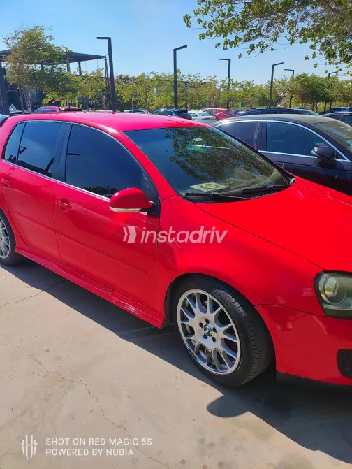 Volkswagen Golf 2009 Red Automatic Used for Sale in Greater Cairo ( Cairo + Giza) - 3