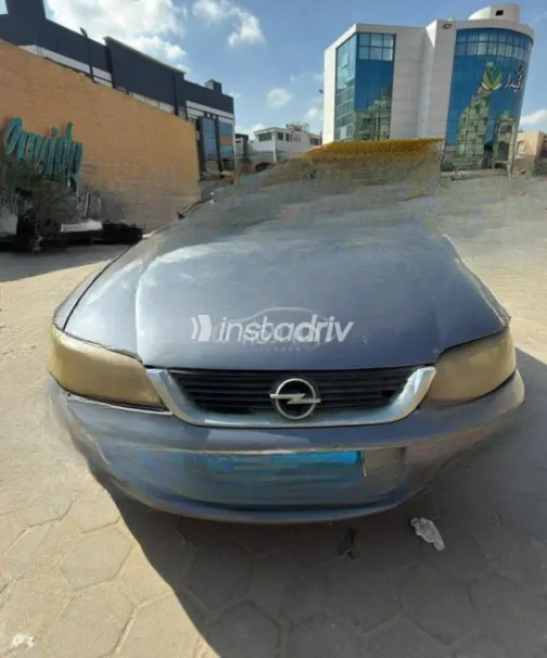 Opel Vectra 2003 Silver Automatic Used for Sale in Cairo - 2