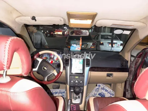 Chevrolet Captiva 2010 Red Automatic Used for Sale in Greater Cairo ( Cairo + Giza) - 5