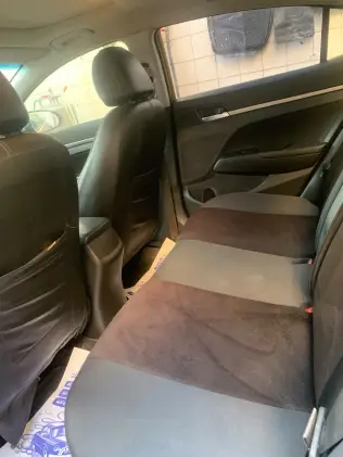 Hyundai Elantra AD 2019 Gold Automatic Used for Sale in Greater Cairo ( Cairo + Giza)