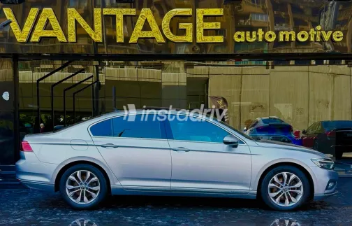 Volkswagen Passat 2022 Silver Automatic Used for Sale in Greater Cairo ( Cairo + Giza) - 3
