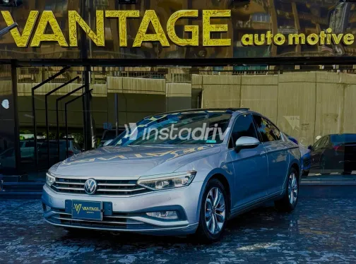 Volkswagen Passat 2022 Silver Automatic Used for Sale in Greater Cairo ( Cairo + Giza) - 6
