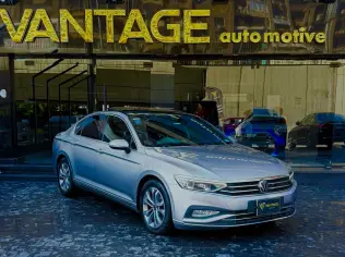 Volkswagen Passat 2022 Silver Automatic Used for Sale in Greater Cairo ( Cairo + Giza)