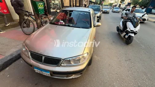 Nissan Sunny 2003 Gray Automatic Used for Sale in Greater Cairo ( Cairo + Giza) - 5