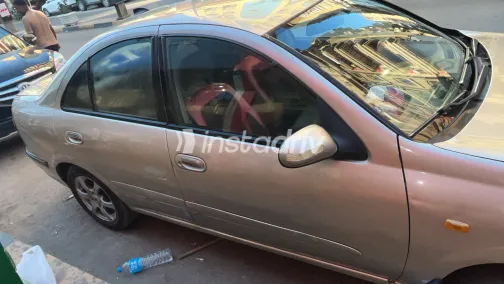 Nissan Sunny 2003 Gray Automatic Used for Sale in Greater Cairo ( Cairo + Giza) - 8