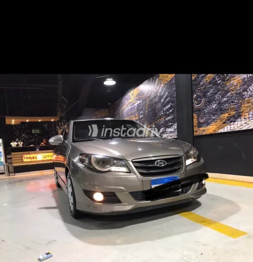 Hyundai Elantra HD 2018 Brown Automatic Used for Sale in Greater Cairo ( Cairo + Giza) - 3