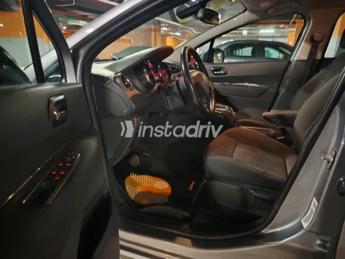 Peugeot 5008 2017 Gray Automatic Used for Sale in Greater Cairo ( Cairo + Giza) - 10