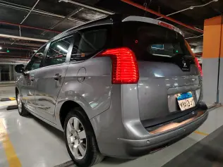 Peugeot 5008 2017 Gray Automatic Used for Sale in Greater Cairo ( Cairo + Giza)