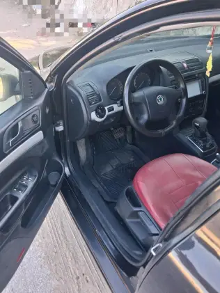 Skoda Octavia 2007 Black Automatic Used for Sale in Greater Cairo ( Cairo + Giza)