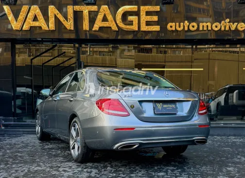 Mercedes E 180 2018 Gray Automatic Used for Sale in Greater Cairo ( Cairo + Giza) - 2