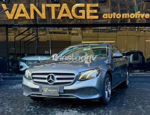 Mercedes E 180 2018 Gray Automatic Used for Sale in Greater Cairo ( Cairo + Giza) - 3