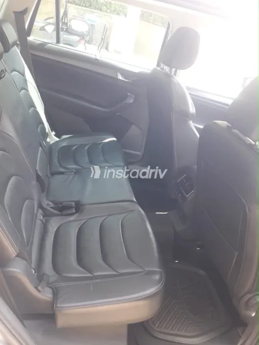 Skoda Kodiaq 2019 Gray Automatic Used for Sale in Greater Cairo ( Cairo + Giza) - 5