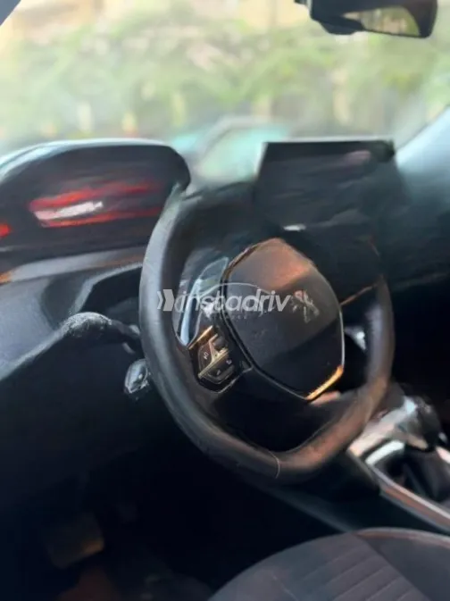 Peugeot 2008 2021 Silver Automatic Used for Sale in Cairo - 3