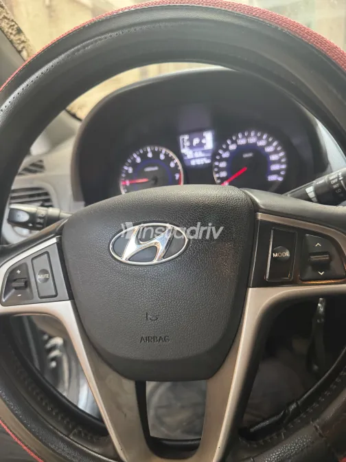 Hyundai Accent RB 2016 Black Automatic Used for Sale in Greater Cairo ( Cairo + Giza) - 4