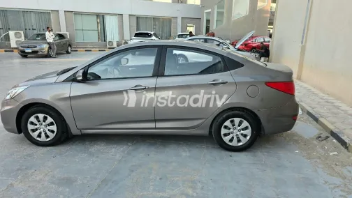 Hyundai Accent RB 2019 Gray Automatic Used for Sale in Greater Cairo ( Cairo + Giza) - 4