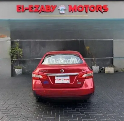 Nissan Sentra 2025 Red Automatic Used for Sale in Nasr city - 4