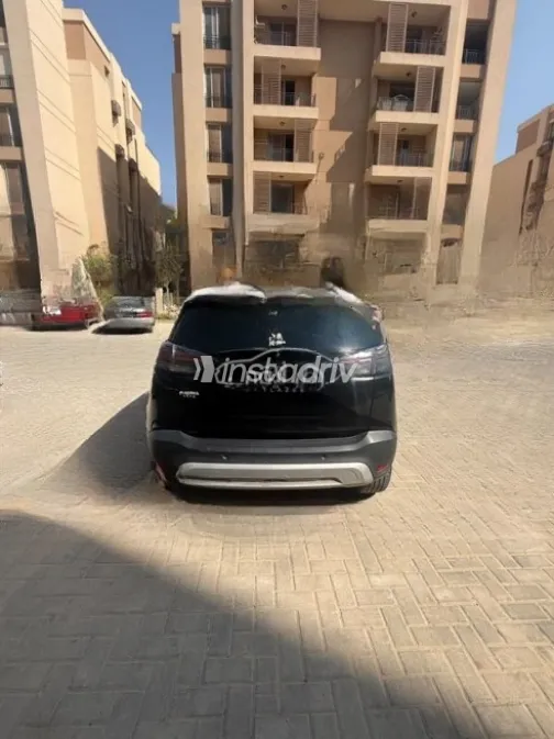 Opel Crossland 2021 Black Automatic Used for Sale in Cairo - 4