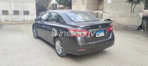 Nissan Sentra 2017 Gray Automatic Used for Sale in Greater Cairo ( Cairo + Giza) - 1