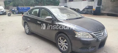 Nissan Sentra 2017 Gray Automatic Used for Sale in Greater Cairo ( Cairo + Giza) - 5