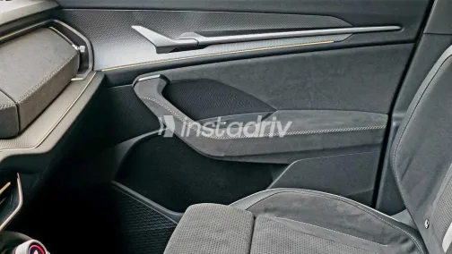 Seat Leon 2024 Blue Automatic Used for Sale in Greater Cairo ( Cairo + Giza) - 4