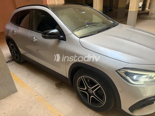 Mercedes GLA 200 2021 Silver Automatic Used for Sale in Greater Cairo ( Cairo + Giza) - 4