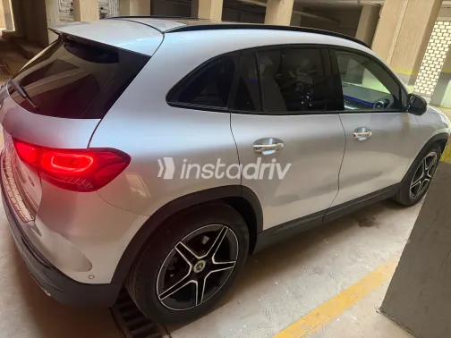 Mercedes GLA 200 2021 Silver Automatic Used for Sale in Greater Cairo ( Cairo + Giza) - 5