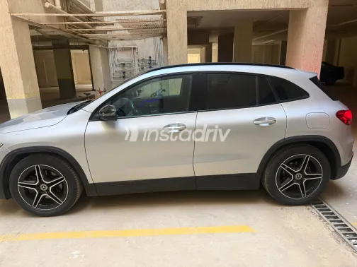 Mercedes GLA 200 2021 Silver Automatic Used for Sale in Greater Cairo ( Cairo + Giza) - 9