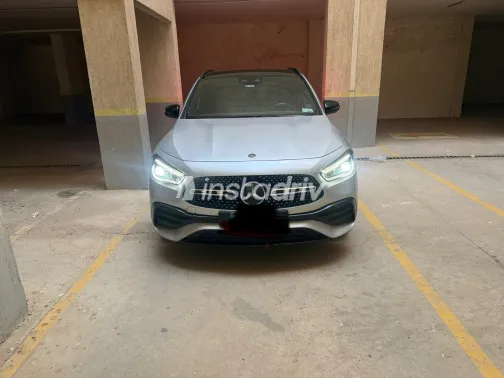 Mercedes GLA 200 2021 Silver Automatic Used for Sale in Greater Cairo ( Cairo + Giza) - 10