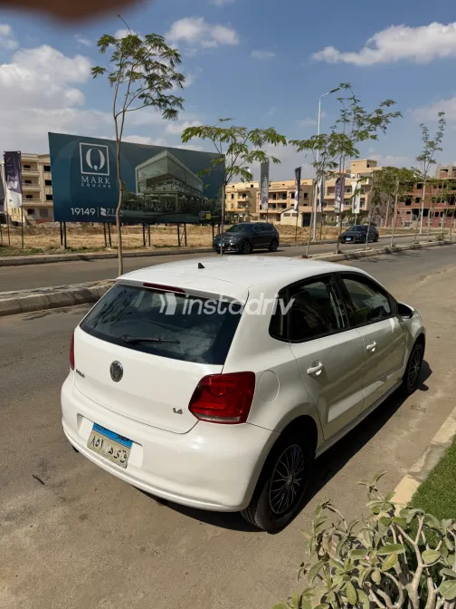 Volkswagen Polo 2011 White Automatic Used for Sale in Greater Cairo ( Cairo + Giza) - 4