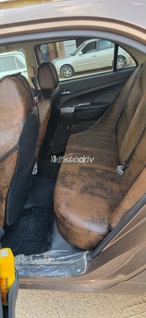 بى واى دى‬ F3 2025 برونزي يدوي مستعملة للبيع في العاشر من رمضان - 3