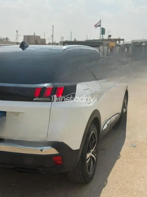 بيجو 3008 2019 أبيض أوتوماتيك مستعملة للبيع في كفر الشيخ - 5