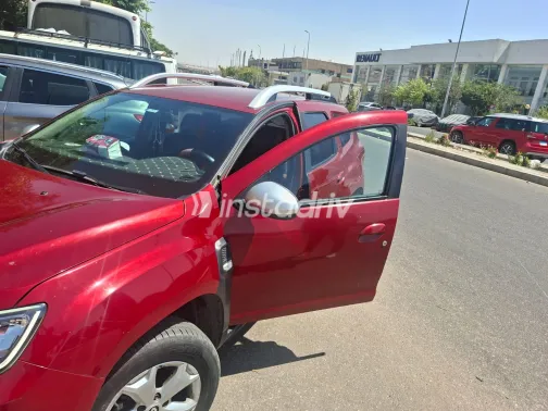 Renault Duster 2021 Red Automatic Used for Sale in Greater Cairo ( Cairo + Giza) - 8